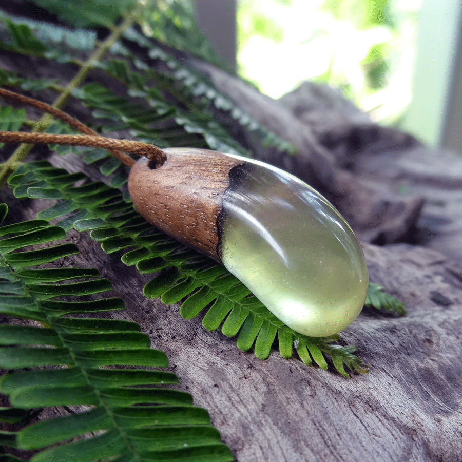 Driftwood with pearl resin