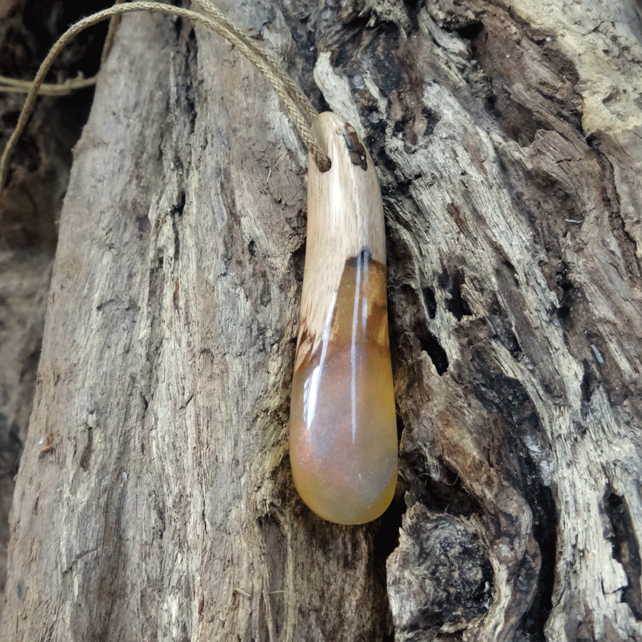 Driftwood with pearl resin