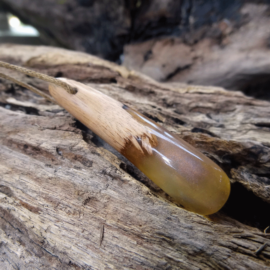 Driftwood with pearl resin