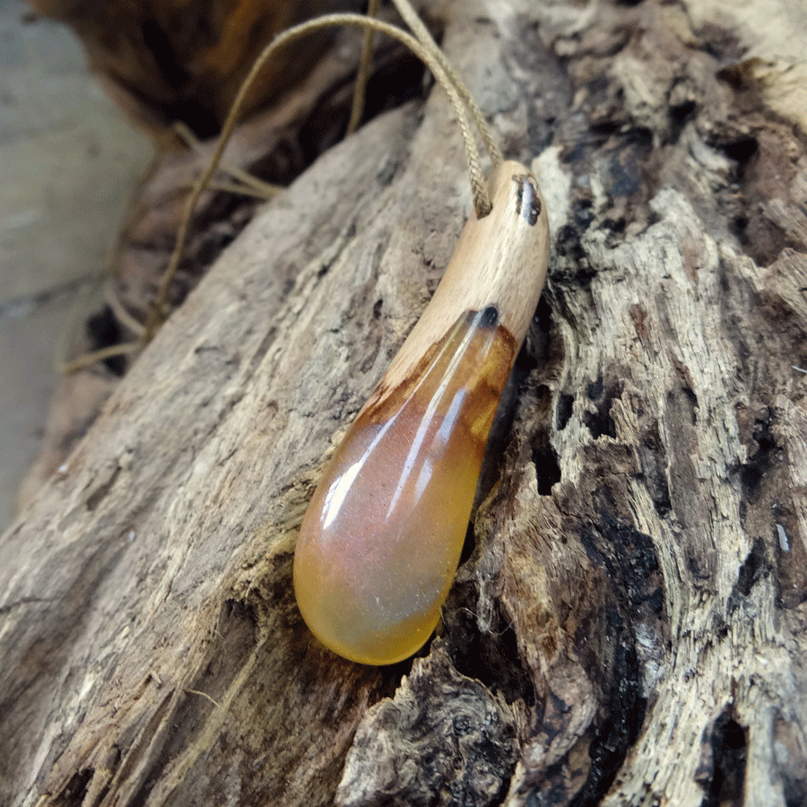 Driftwood with pearl resin