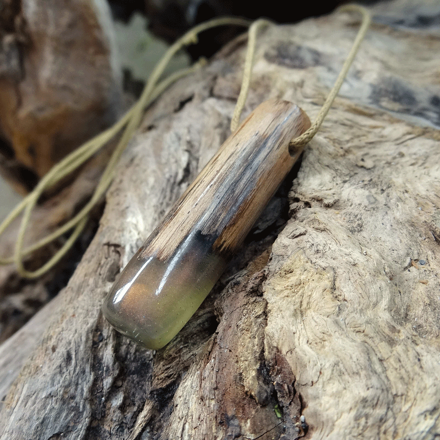 Driftwood with pearl resin