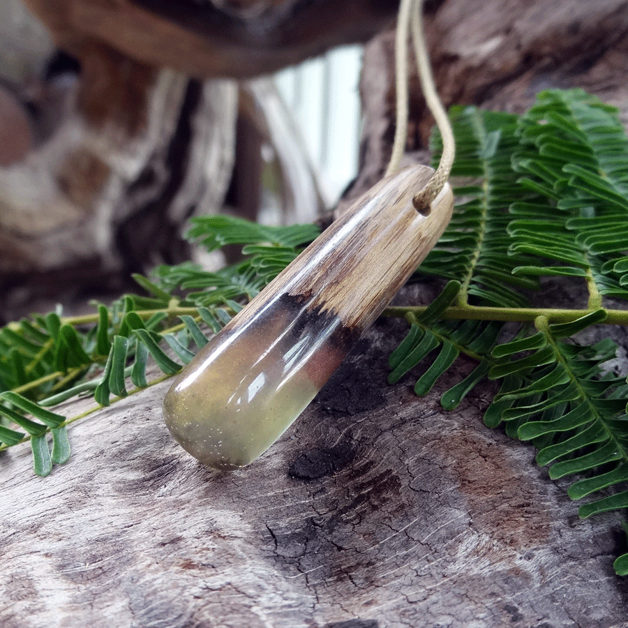 Driftwood with pearl resin