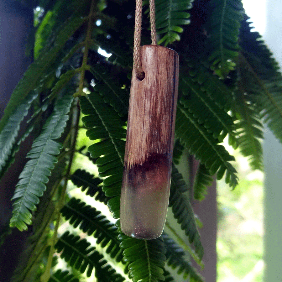 Driftwood with pearl resin