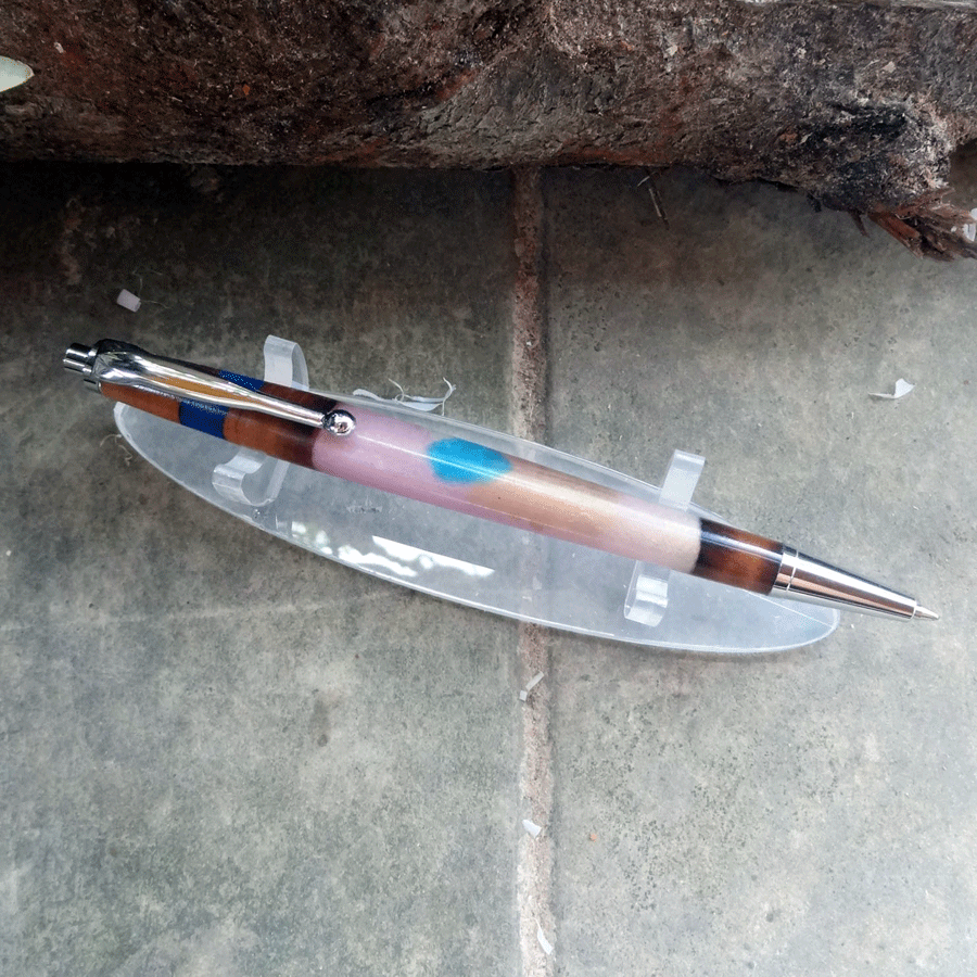 Driftwood and light pink resin pen