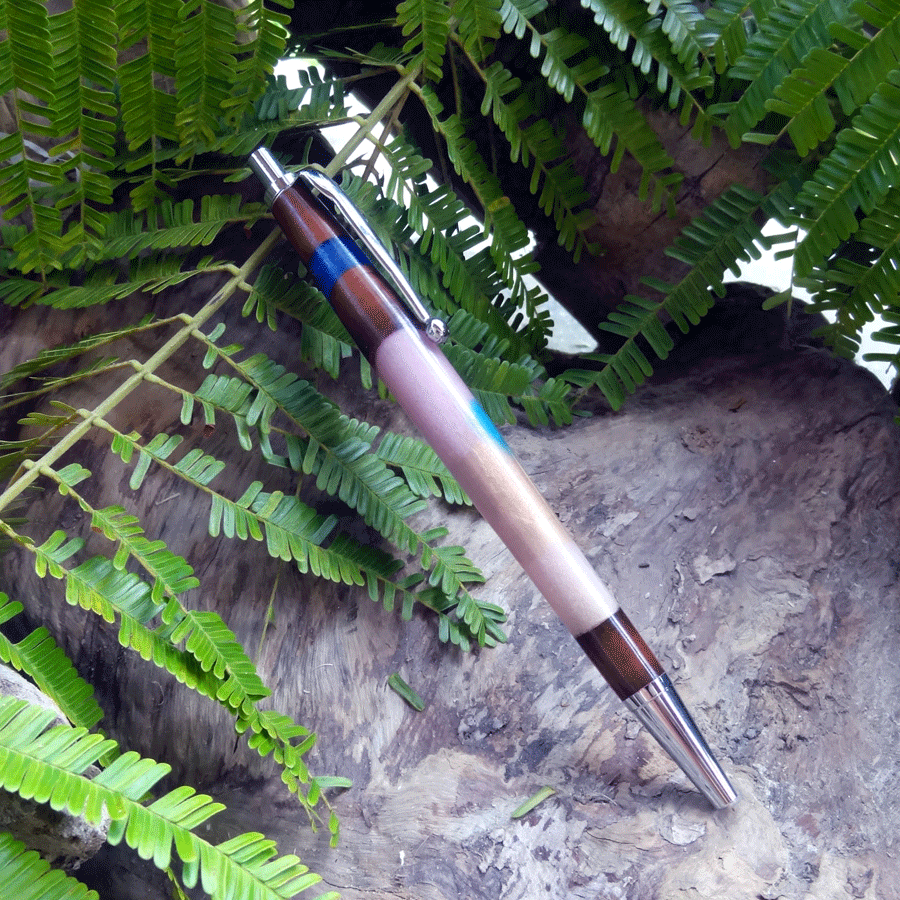 Driftwood and light pink resin pen