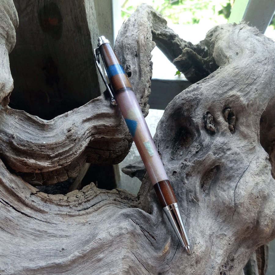 Driftwood and light pink resin pen