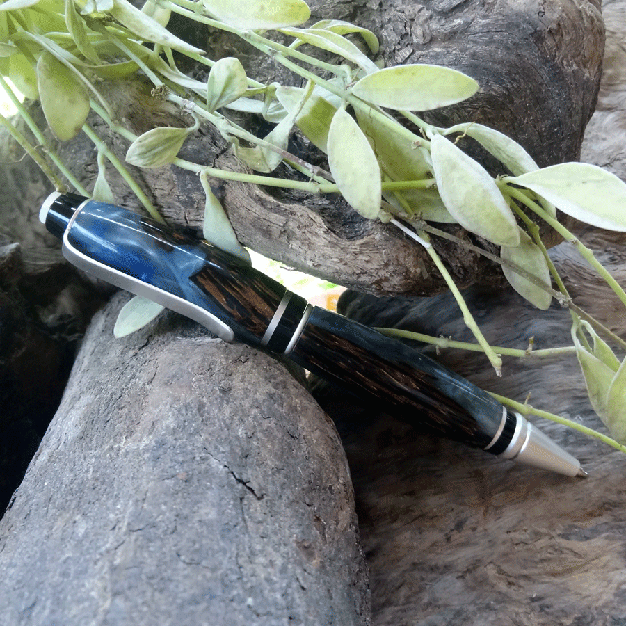 Driftwood and blueish grey resin pen