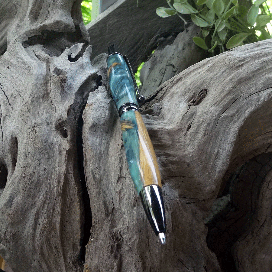 Driftwood and green and pearl resin pen