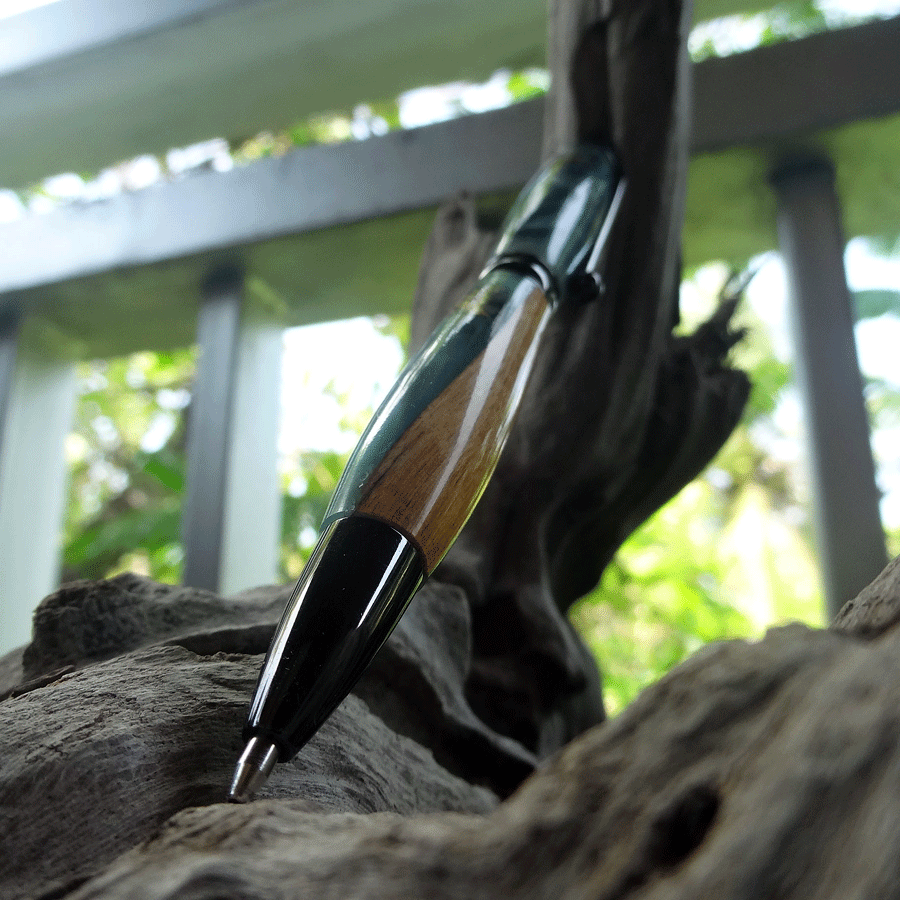 Driftwood and green and pearl resin pen