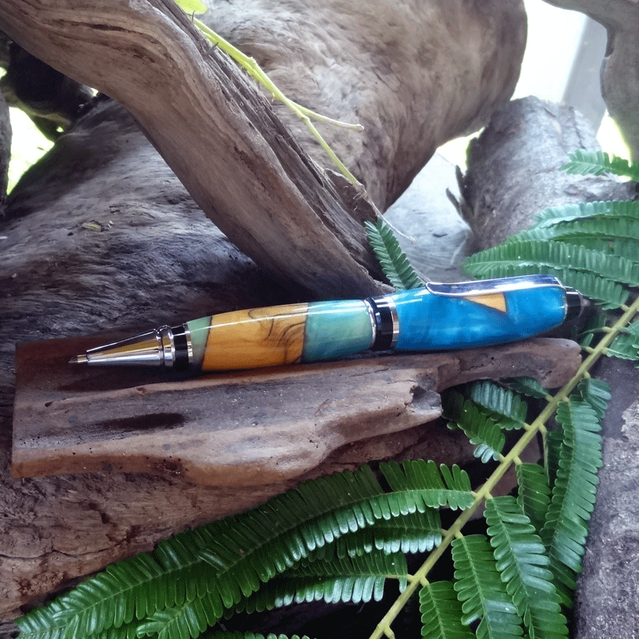 Driftwood and blue and green resin pen