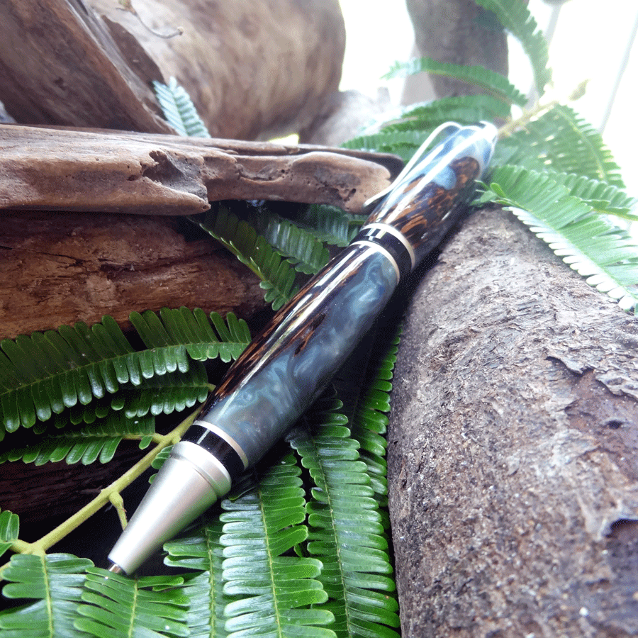 Driftwood and blueish grey resin pen