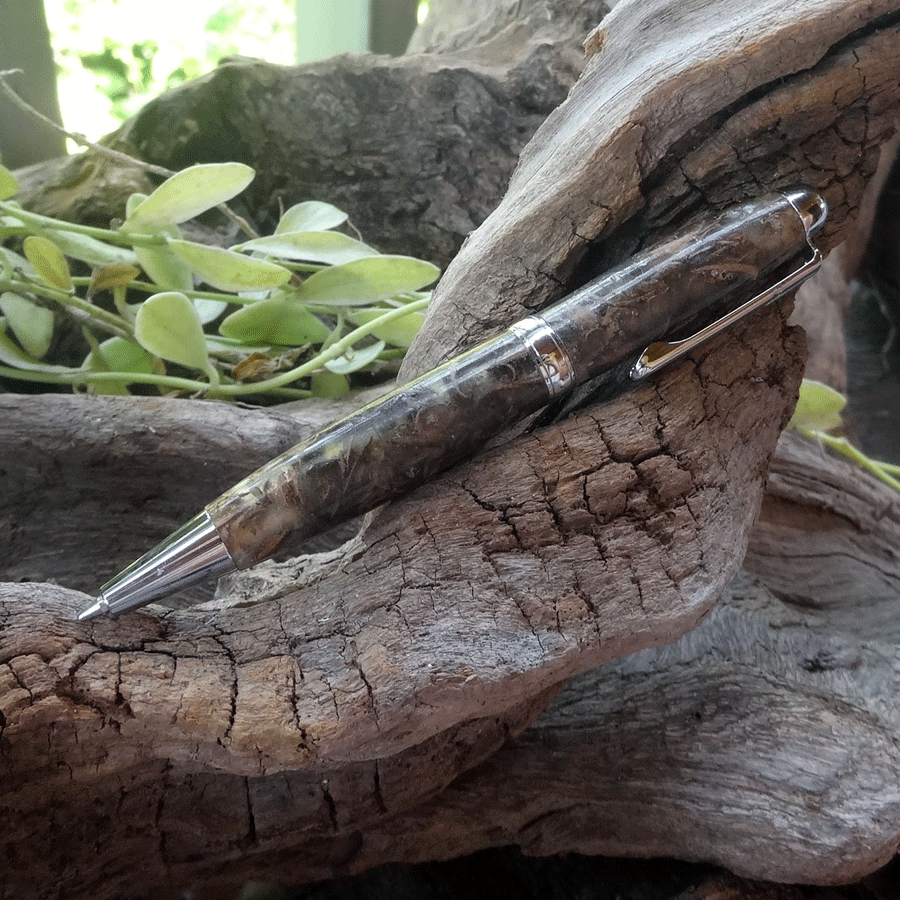 Driftwood and grey resin pen