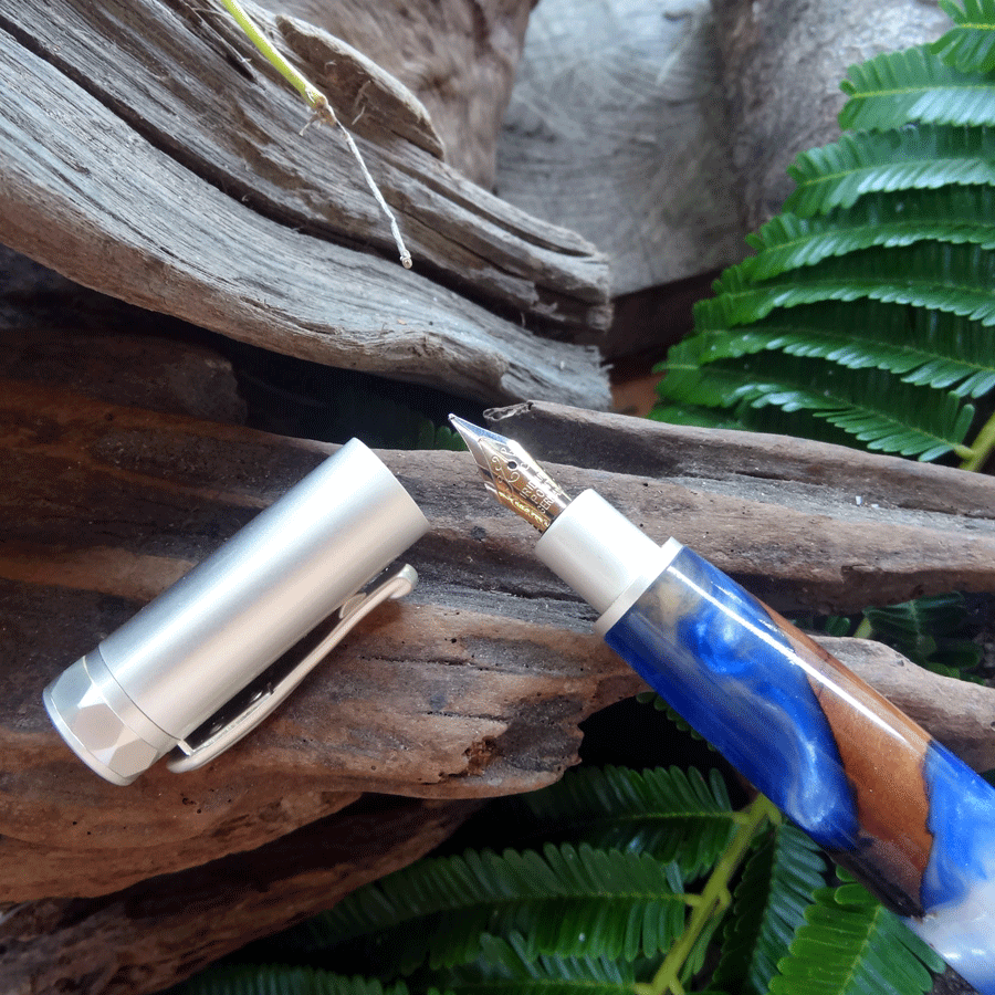 Driftwood and blue and white resin fountain pen