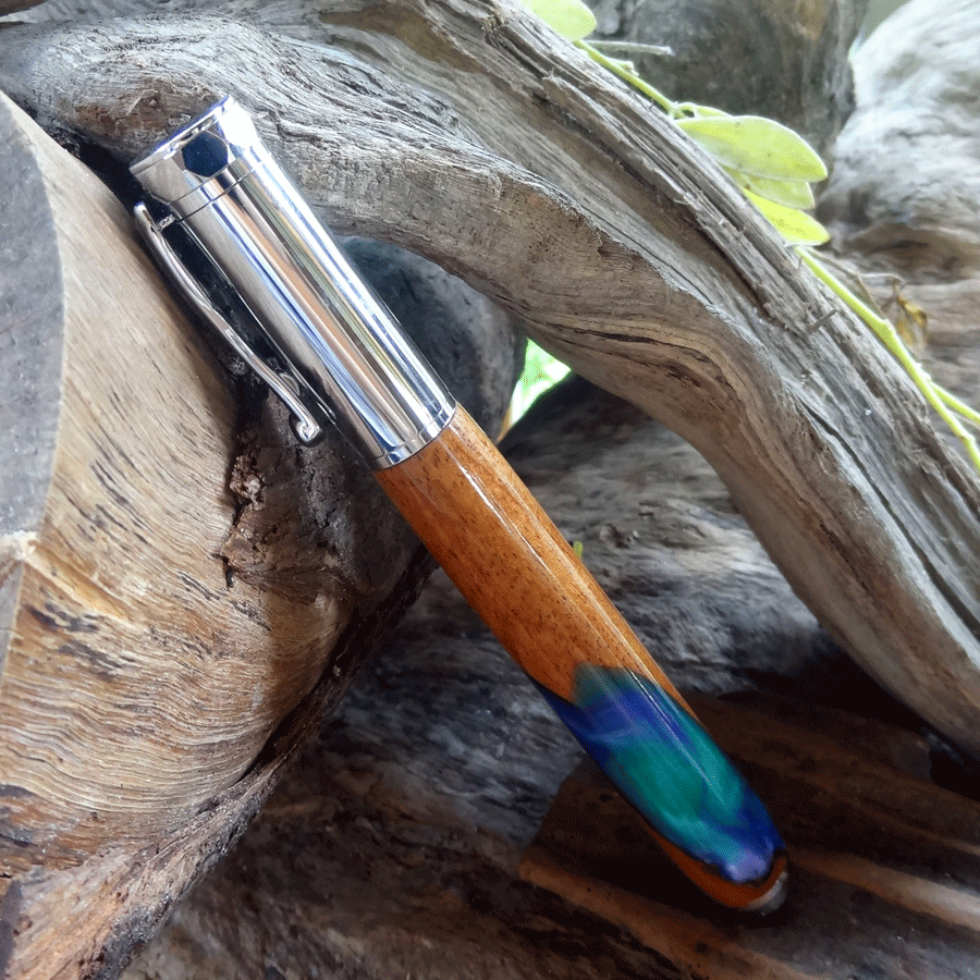 Driftwood and blue and green resin fountain pen