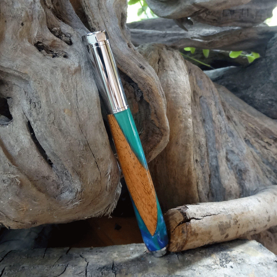 Driftwood and blue and green resin fountain pen