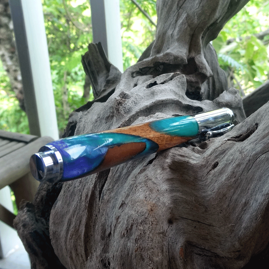 Driftwood and blue and green resin fountain pen