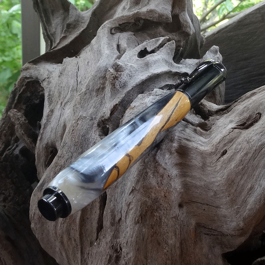 Driftwood and grey and pearl resin fountain pen