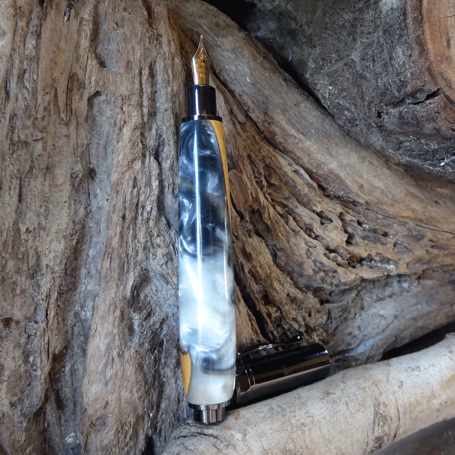 Driftwood and grey and pearl resin fountain pen