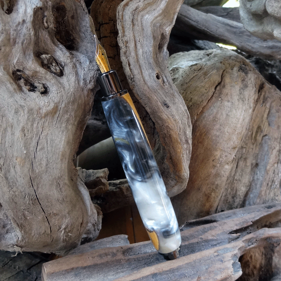 Driftwood and grey and pearl resin fountain pen