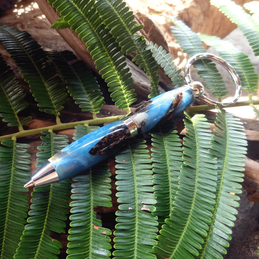 Driftwood and blue resin key chain twist pen