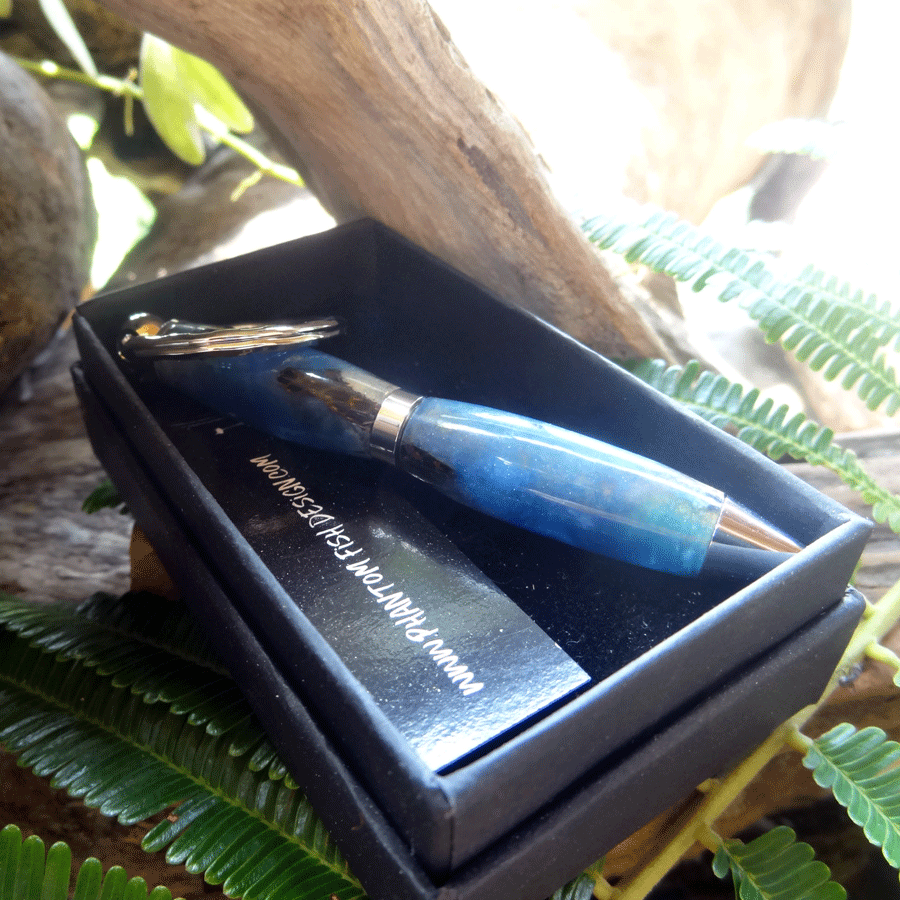 Driftwood and blue resin key chain twist pen