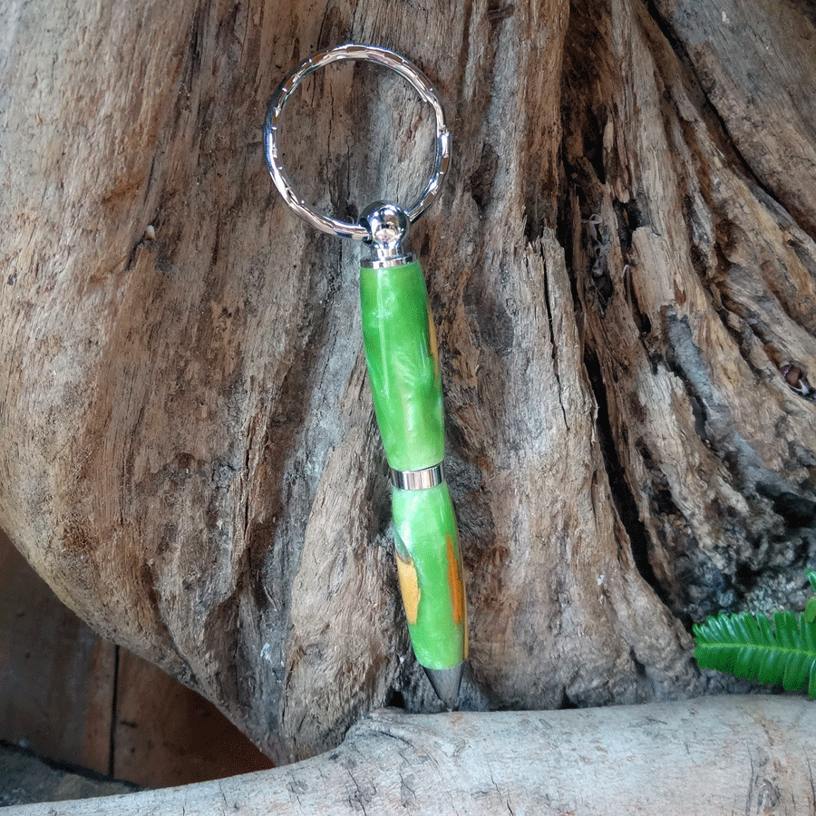 Driftwood and green resin key chain twist pen