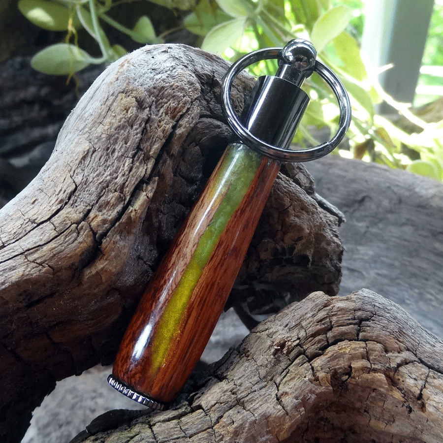 Driftwood and green and red resin key chain pen