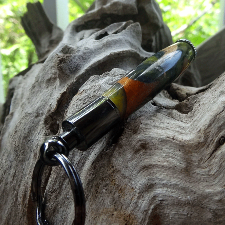 Driftwood and green resin key chain pen