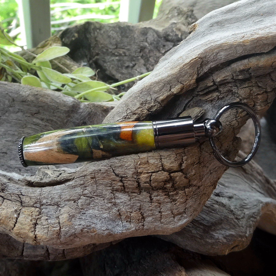 Driftwood and green resin key chain pen