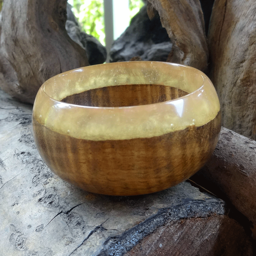 Driftwood and pink pearl resin trinket bowl