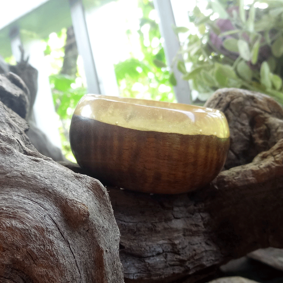 Driftwood and pink pearl resin trinket bowl