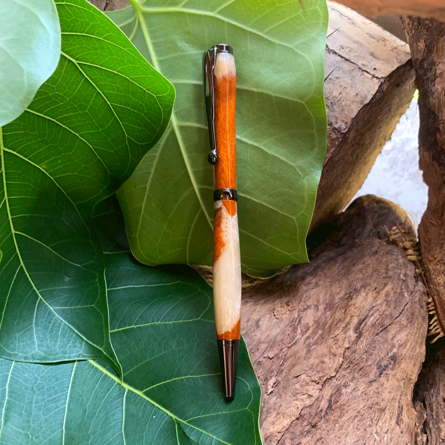 Driftwood and pearl resin pen