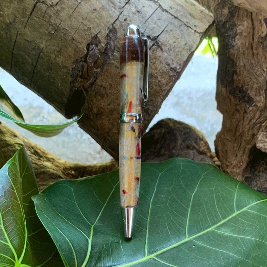 Driftwood and pearl resin pen