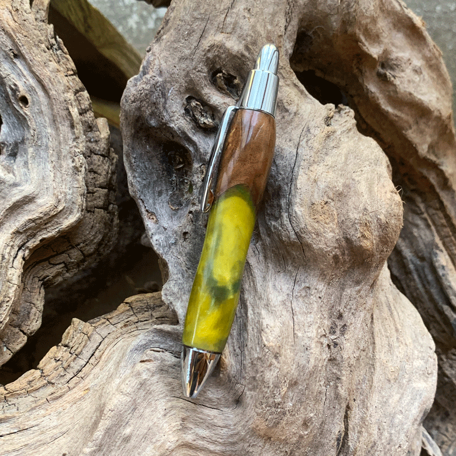 Driftwood and green resin pen