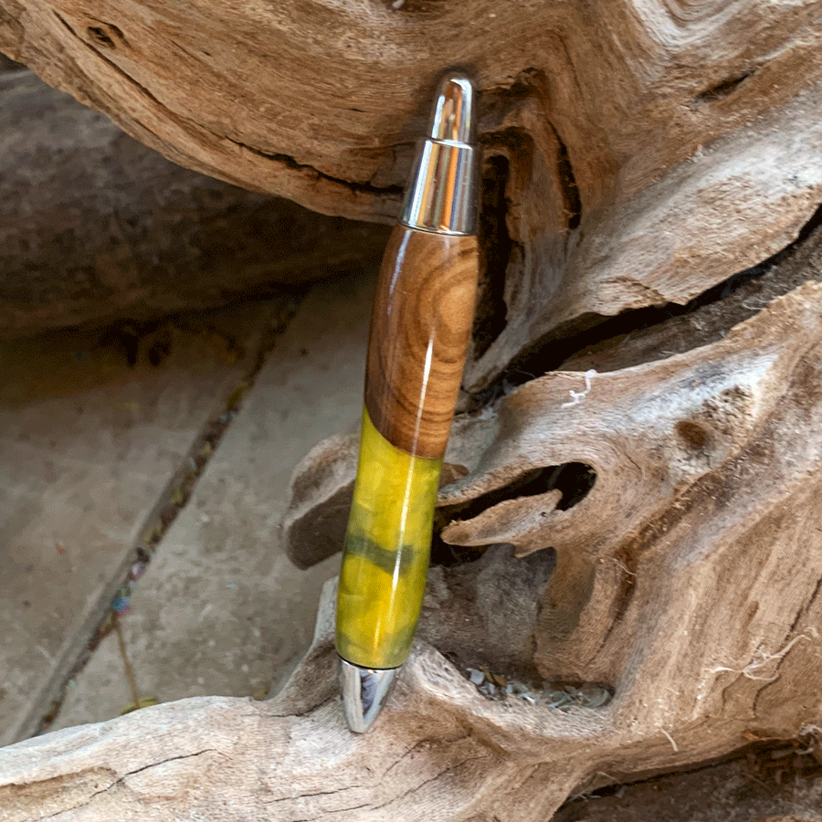 Driftwood and green resin pen